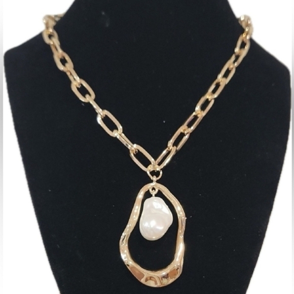 💛🔹️Camila Coelha 🔹️Elegant Gold 18" Necklace with Pearl Pendant - Picture 1 of 7